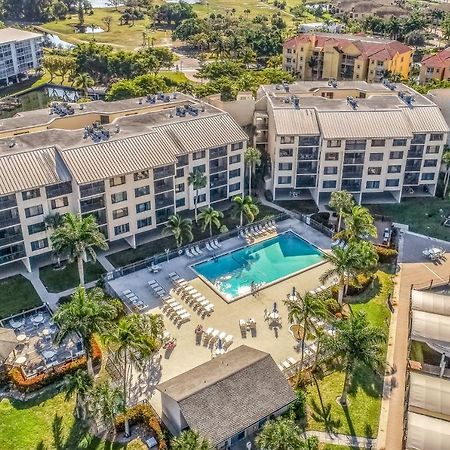 Ocean Breeze & Santa Maria Condos Fort Myers Beach Exterior photo