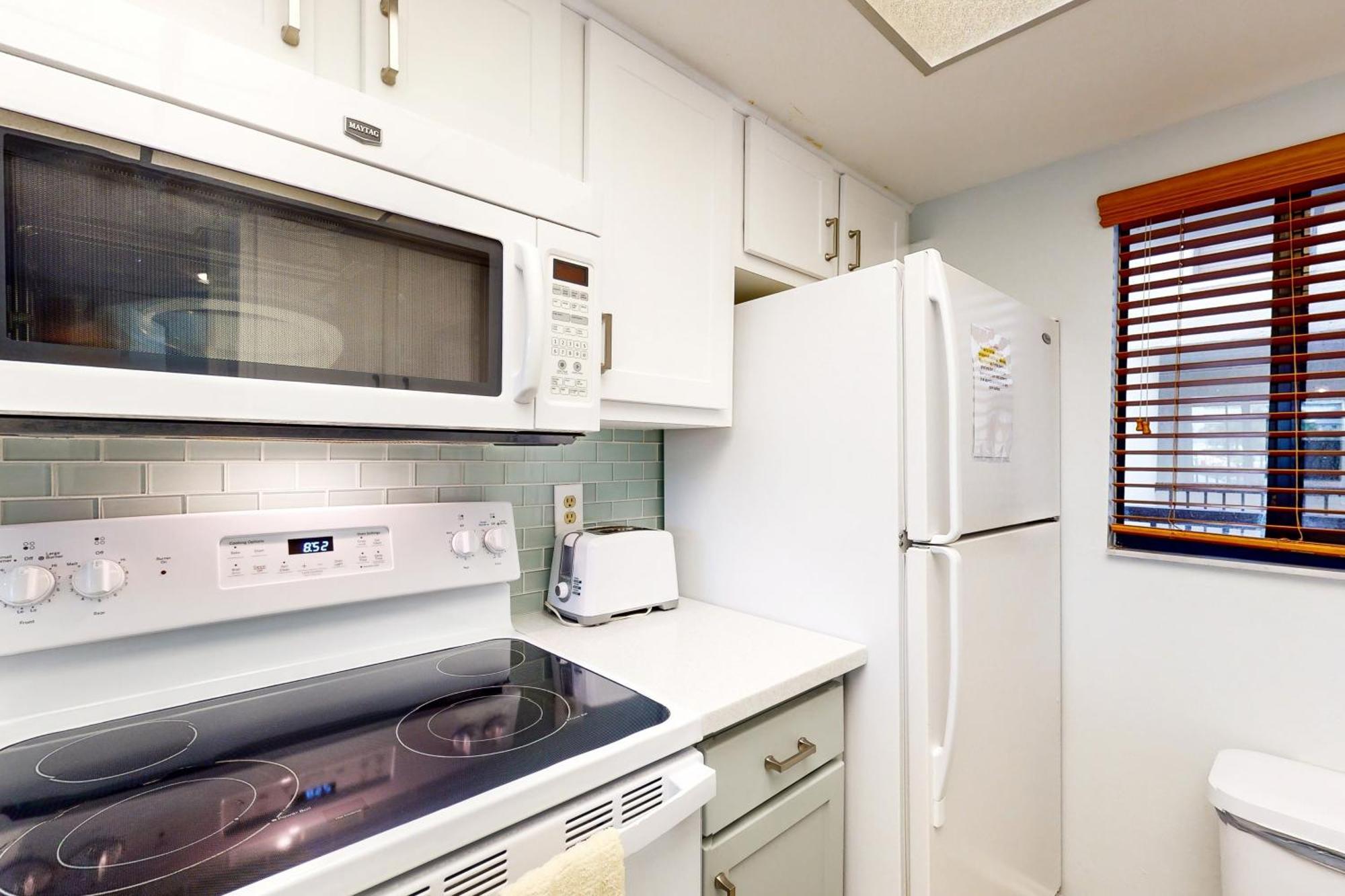 Ocean Breeze & Santa Maria Condos Fort Myers Beach Room photo