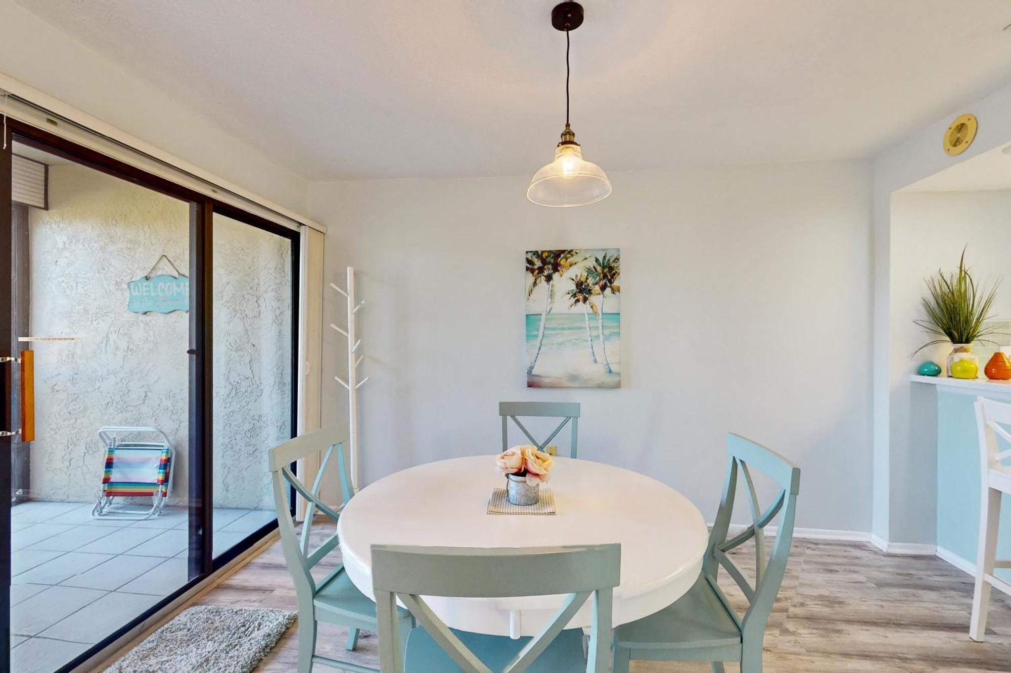 Ocean Breeze & Santa Maria Condos Fort Myers Beach Room photo